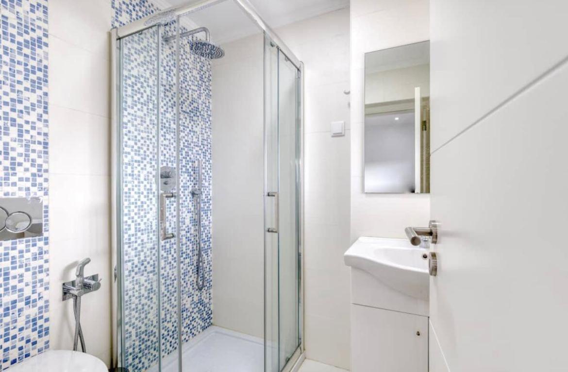 Room Near The Airport Lisabona Exterior foto