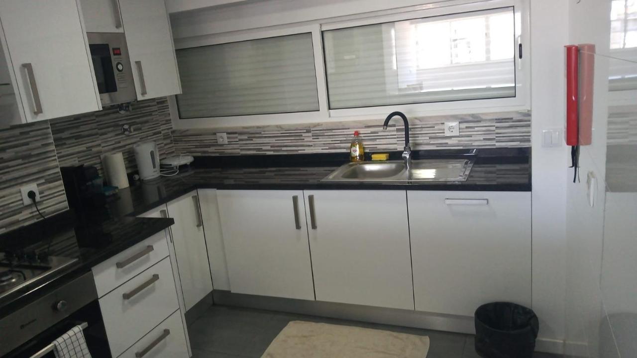 Room Near The Airport Lisabona Exterior foto