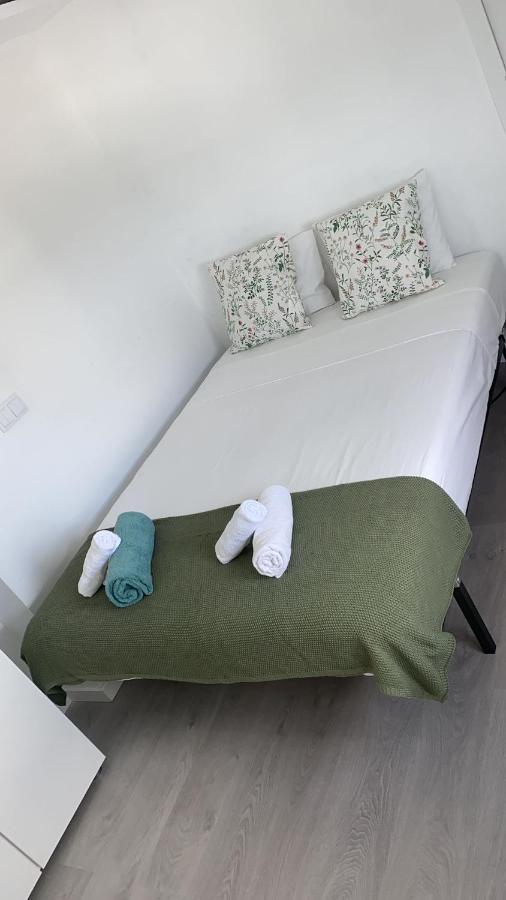 Room Near The Airport Lisabona Exterior foto
