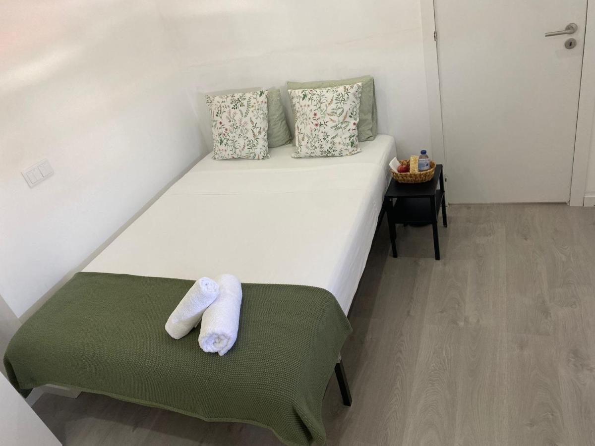 Room Near The Airport Lisabona Exterior foto